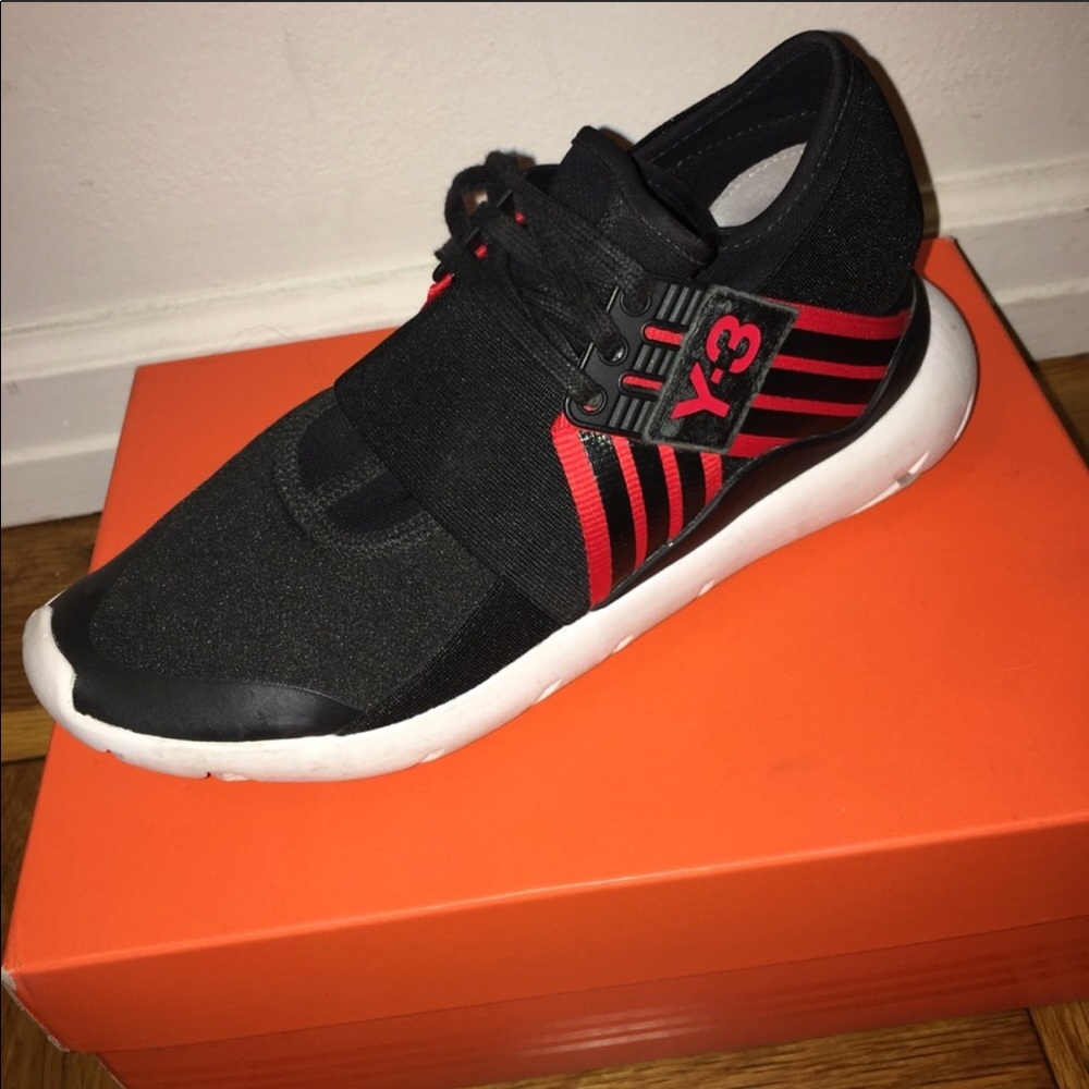 Qasa Elle Y3 sneaker sz 7.5 which norm sz8 women